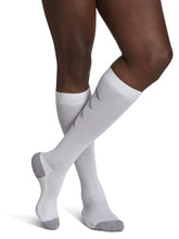 Load image into Gallery viewer, Sigvaris Athletic Recovery Compression Socks 15-20mm