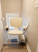Load image into Gallery viewer, ATLAS | RAVE 2 | STAIRLIFT

