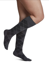Load image into Gallery viewer, Sigvaris Microfibre Compression Socks Black 
